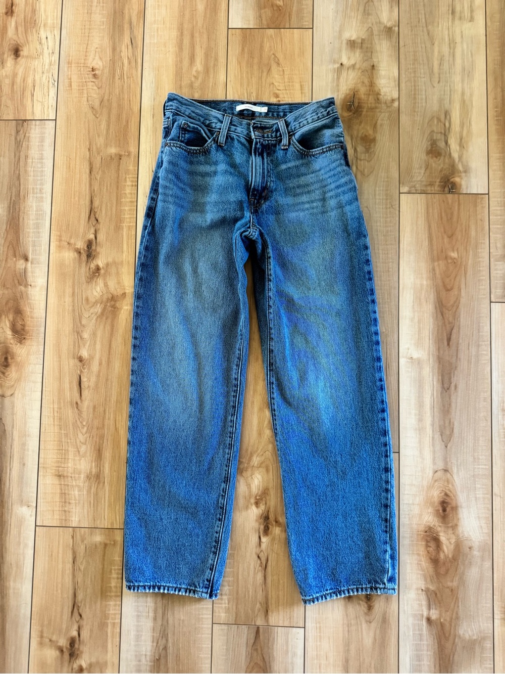Levi's ‘94 Baggy Jeans in Medium Blue Wash 26